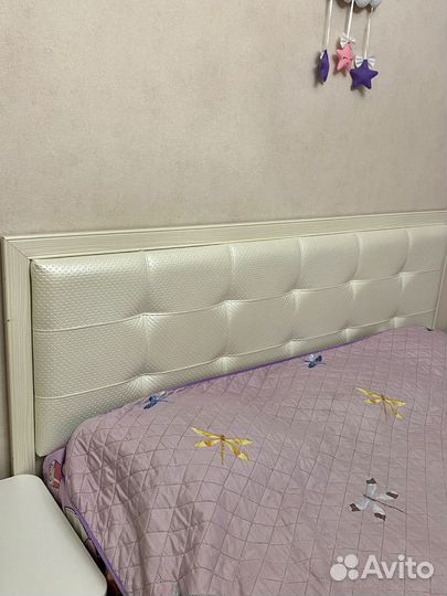 Двуспальная кровать бу