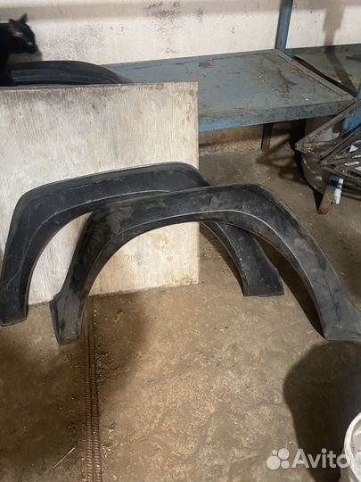 Накладки на колесные арки Нива