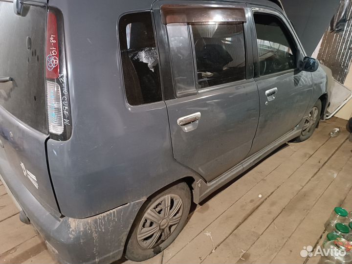 Nissan Cube 1.3 AT, 1998, 200 000 км