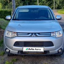 Mitsubishi Outlander 2.0 CVT, 2012, 138 000 км, с пробегом, цена 1 330 000 руб.