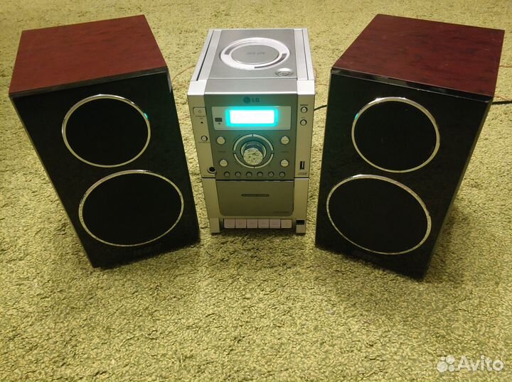 Музыкальный центр lg
