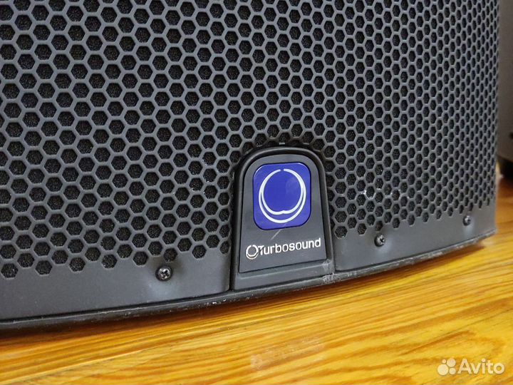 Колонки Turbosound IQ15