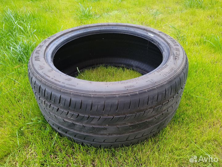 Maxxis Victra M-36 275/40 R19