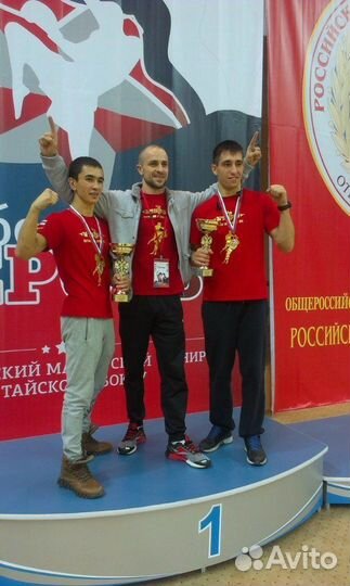 Тренер по тайскому боксу