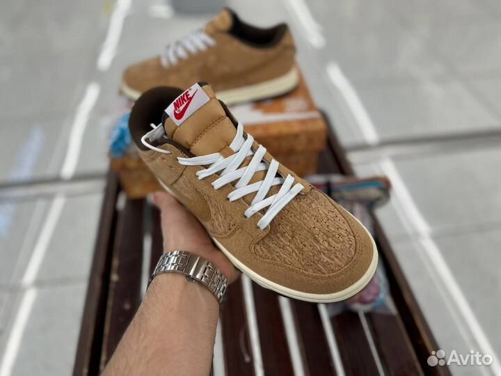 Кроссовки Nike SB Dunk Low