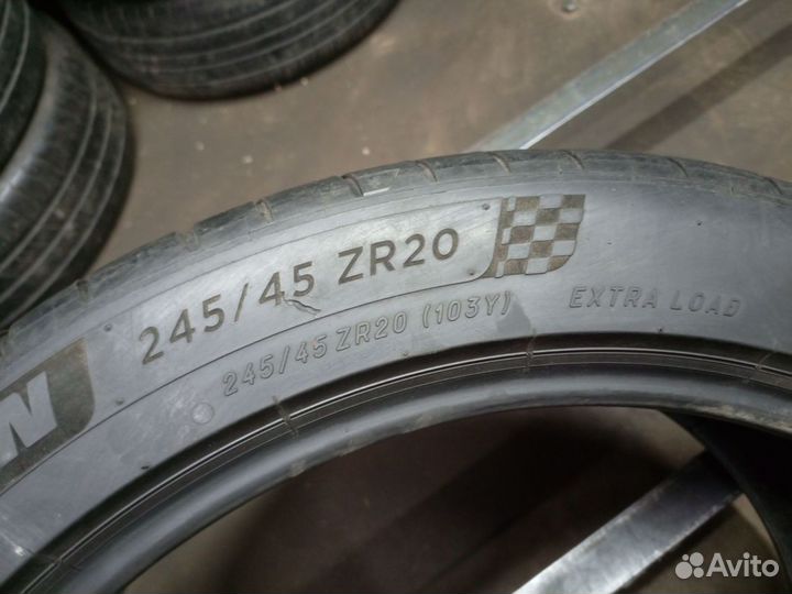 Michelin Pilot Sport 4 S 245/45 R20 103Y