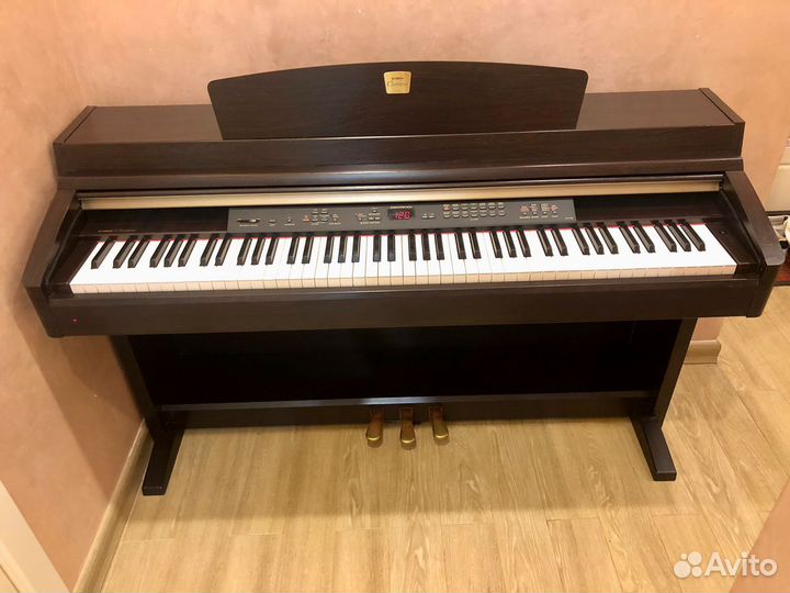 Топ цифровое пианино Yamaha Clavinova CLP 230