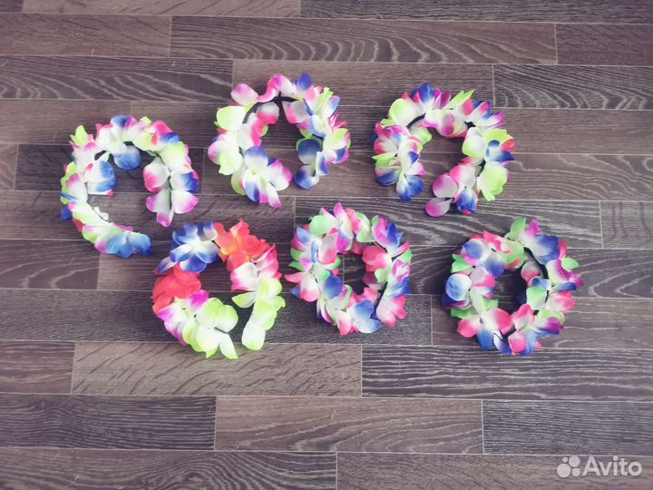 Атрибуты для гавайской вечеринки