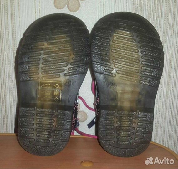 Новые ботинки