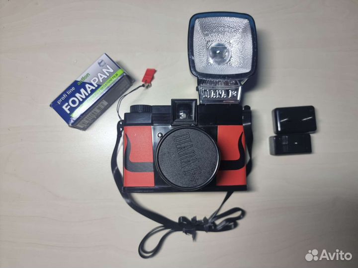 Фотоаппарат Diana F + с фотопленкой