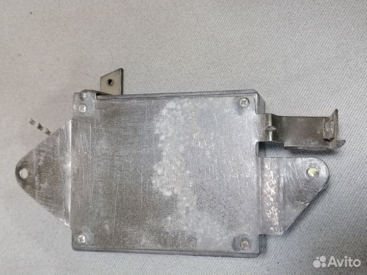 Электронный блок Mitsubishi Mirage 1986-1991