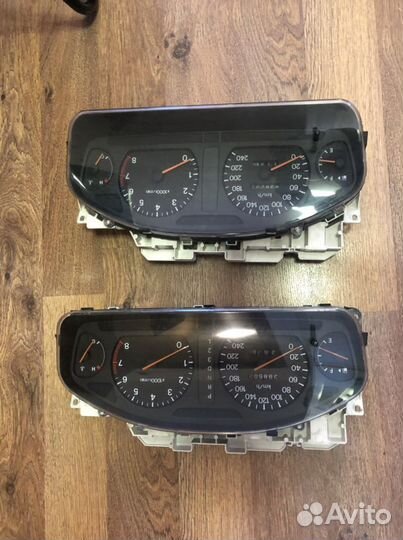 Приборная панель Mitsubishi Galant 8