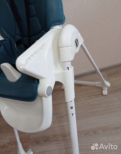 Стул для кормления