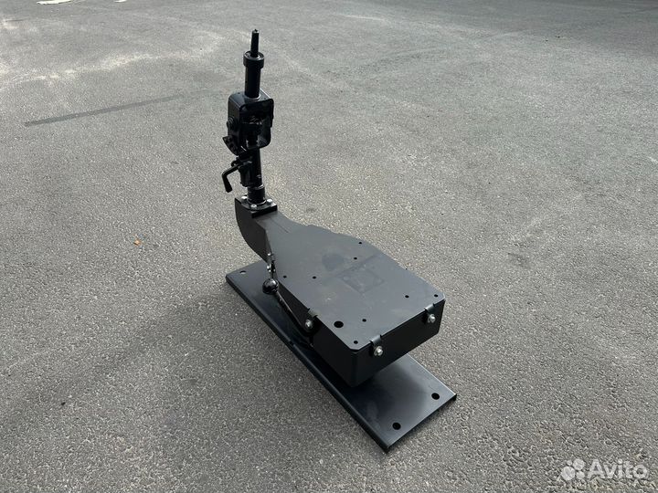 Реверсивный пост управления 708.5-87.00.000