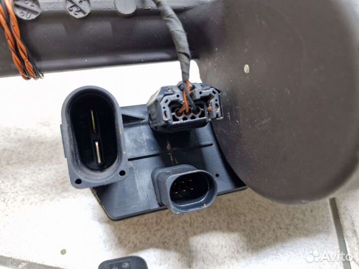 Рулевая рейка VW Passat B6,B7 1T1423050G с Японии