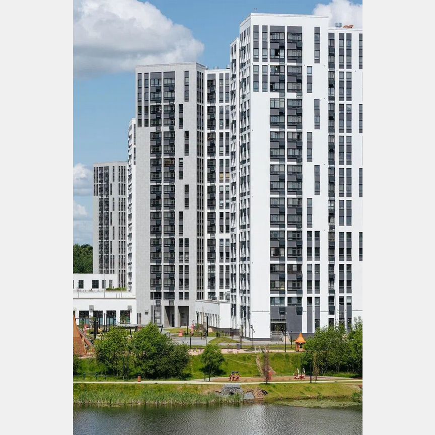 3-к. квартира, 77 м², 2/12 эт.