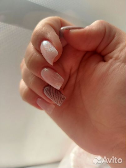 Маникюр