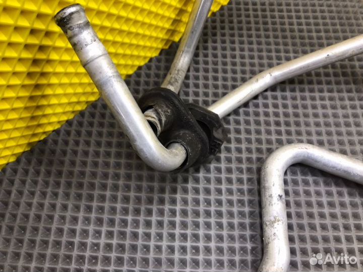 Трубки радиатора печки Mercedes-Benz E-Class W124