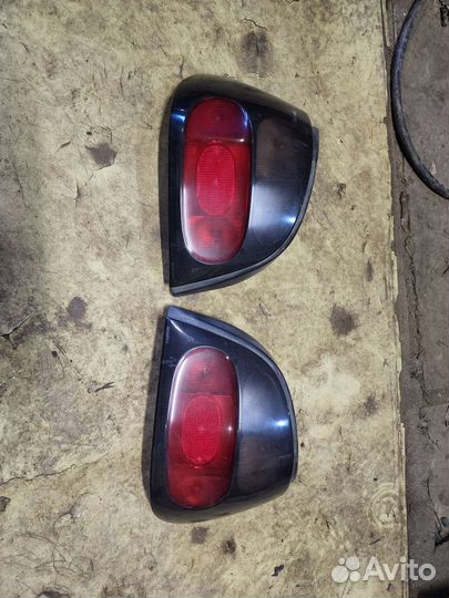 Задние фонари пара Renault Megan 1 хэтчбек