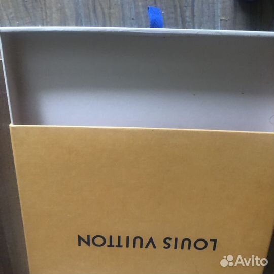 Коробка подарочная