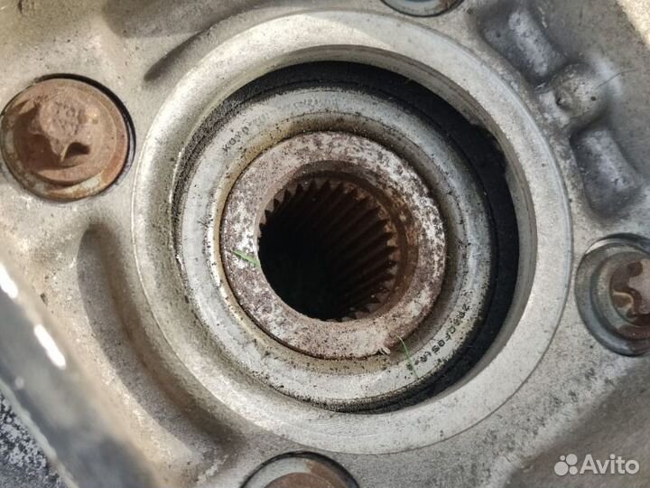 Ступица задняя левая Bmw X5 E70 N55B30 2010