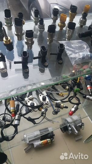 Запчасти Hitachi ZX350H-3