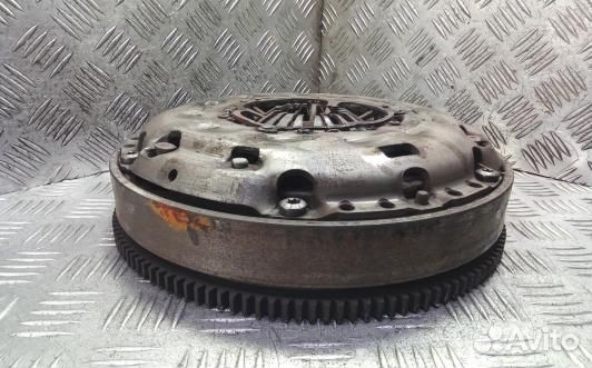 Маховик демпферный дизельный citroen C5 2 (1DN03A4