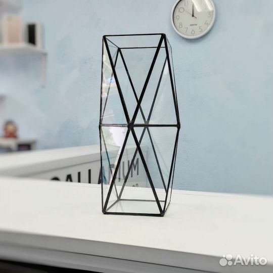 Ваза из стекла. Ваза для сухоцветов