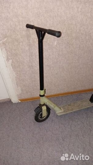 Самокат городской, трюковый RE:action S16 - SUV96