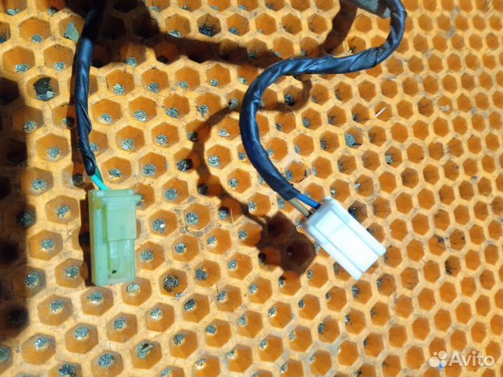 Проводка двери Chevrolet Aveo т250