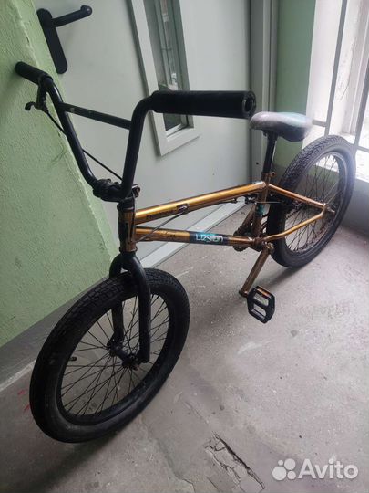 Трюковой велосипед BMX Mongoose legion L40 бу