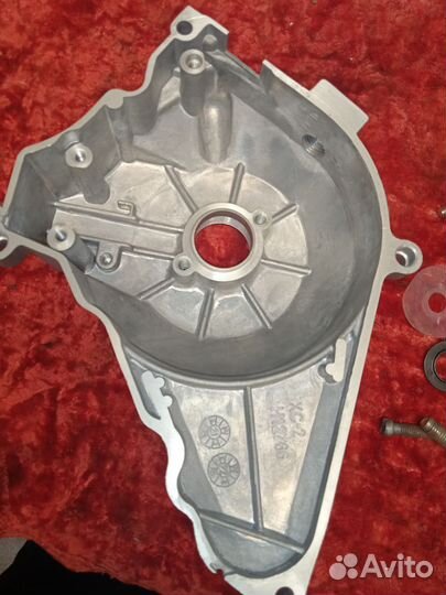 Крышка левого картера