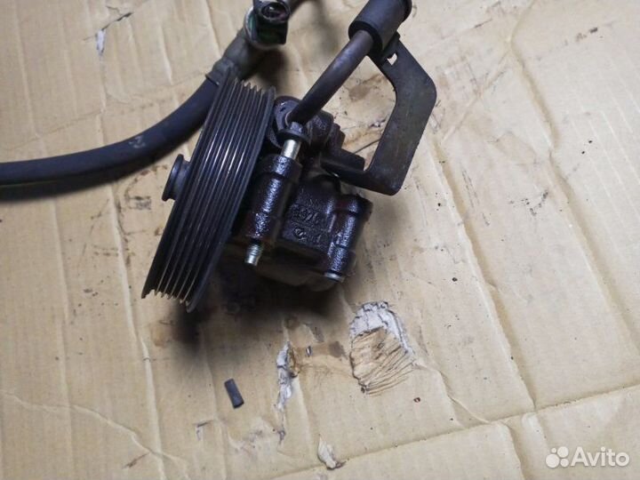 Насос гидроусилителя руля Ford Mondeo 3 chba