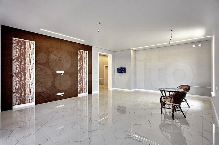 Дом 220 м² на участке 10 сот.