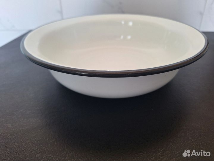 Миска эмалированная большая