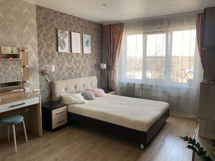 2-к. квартира, 43 м², 3/5 эт.