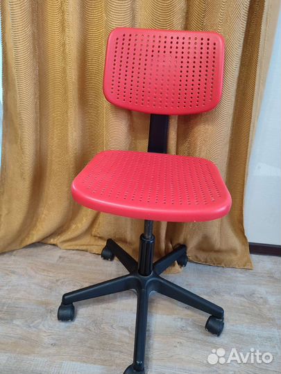 Компьютерный стул IKEA