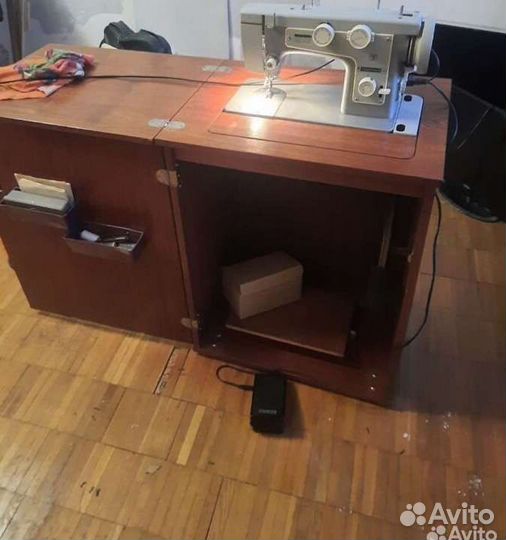 Швейная машинка подольский 142