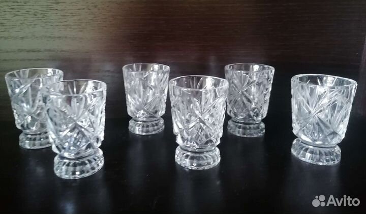 Графин с рюмками