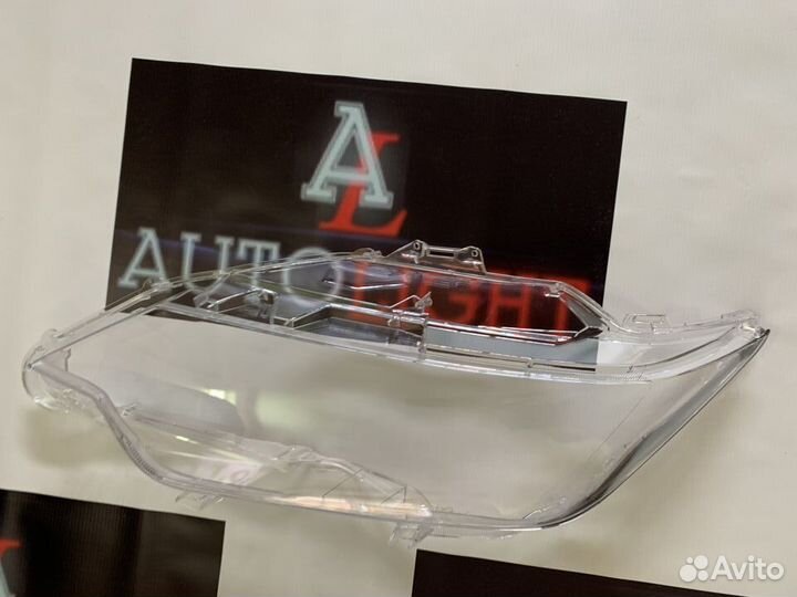 Стекло фары Toyota Camry V55 2014-2018 левое