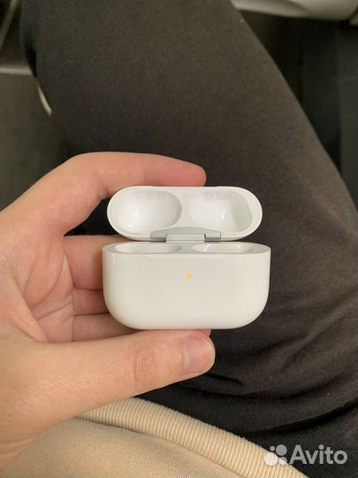 Оригинальный кейс для AirPods Pro