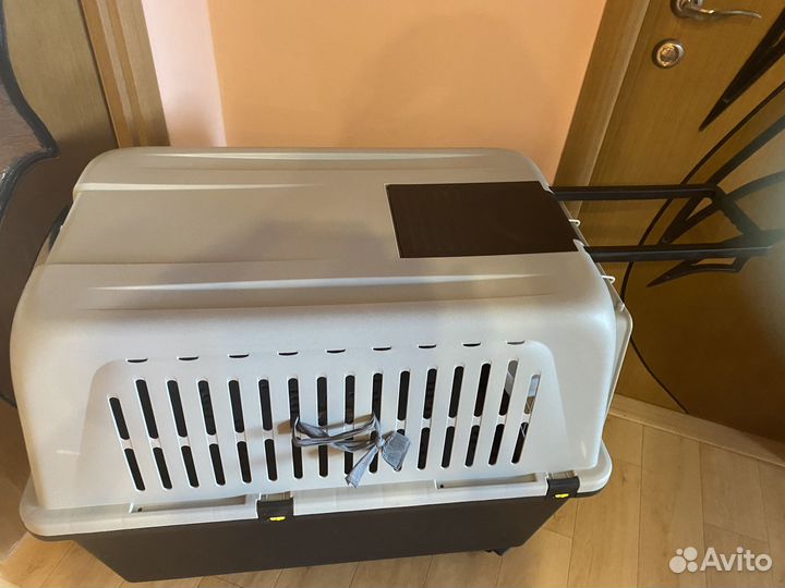 Переноска для собак крупных пород atlas 60