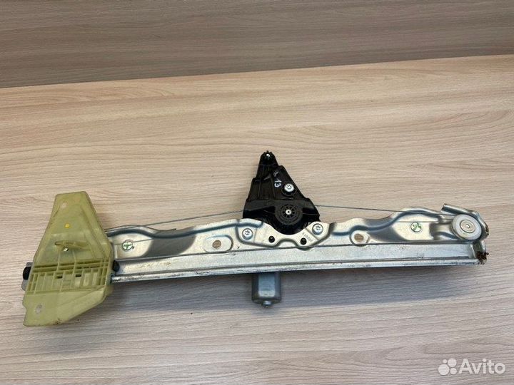 Стеклоподъемник передний правый LADA X-Ray Cross