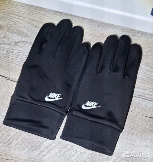 Перчатки nike