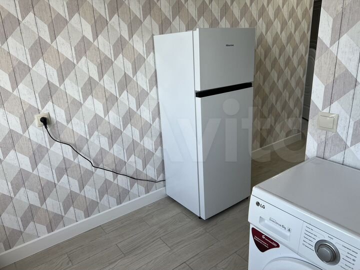 2-к. квартира, 58 м², 5/5 эт.