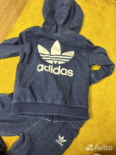 Спортивный костюм adidas