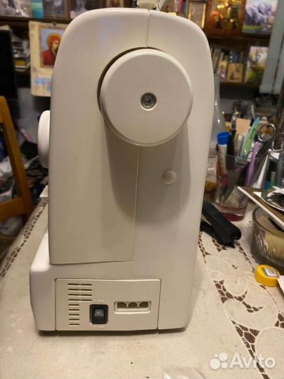 Швейная машинка