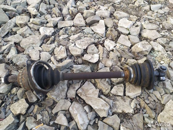 Привод левый Renault Megan 1