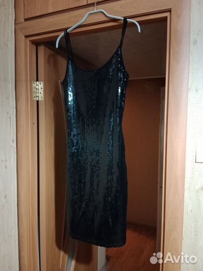 Платье женское 44-46 черное вечернее