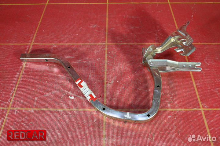 Петля крышки багажника левая Sedan LADA Granta (11